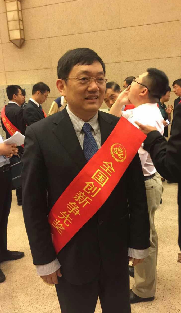 江苏省力学学会理事长首届全国创新争先奖获得者唐洪武同志事迹介绍