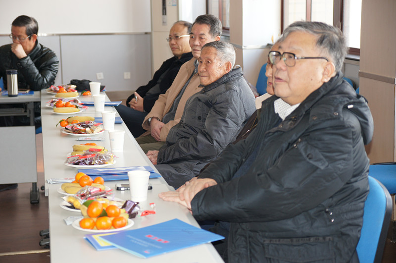 江苏省力学学会召开老领导座谈会