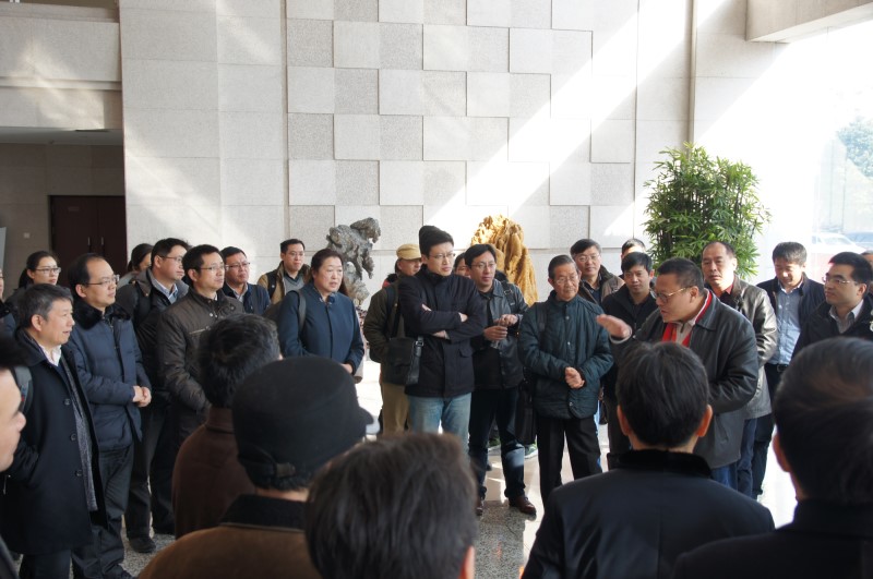 江苏省力学学会十届四次理事扩大会议在无锡召开