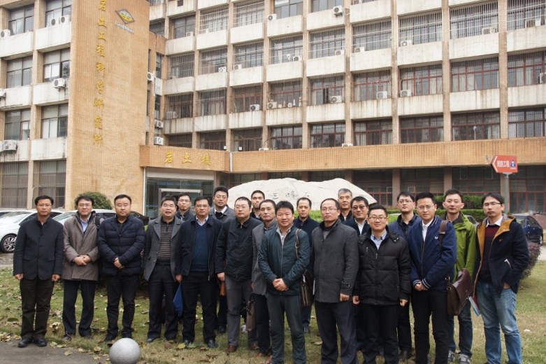 江苏省力学学会岩土力学专委会换届会议及学术活动成功召开
