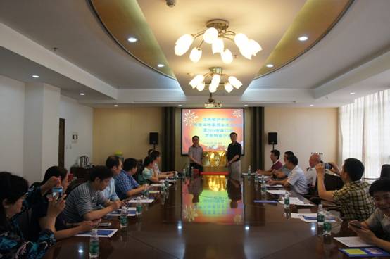 江苏省力学学会科普工作委员会成立大会暨2016首届江苏力学科普沙龙会议纪要